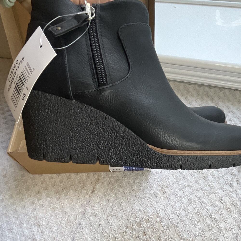Dr. Scholl's Women’s Black Faux Leather Ankle Bootie Round Toe Side Zip 7